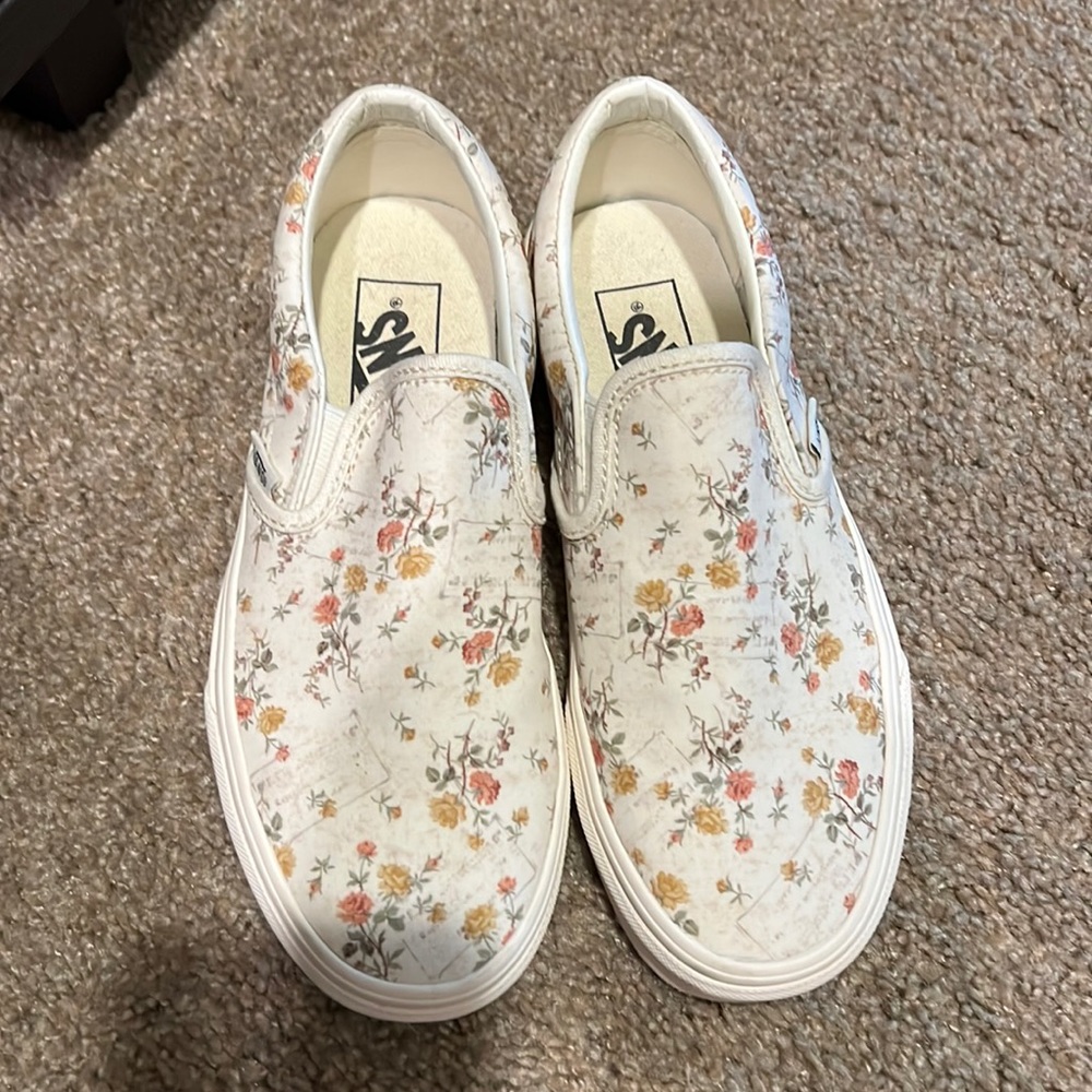 Woman’s Floral Vans